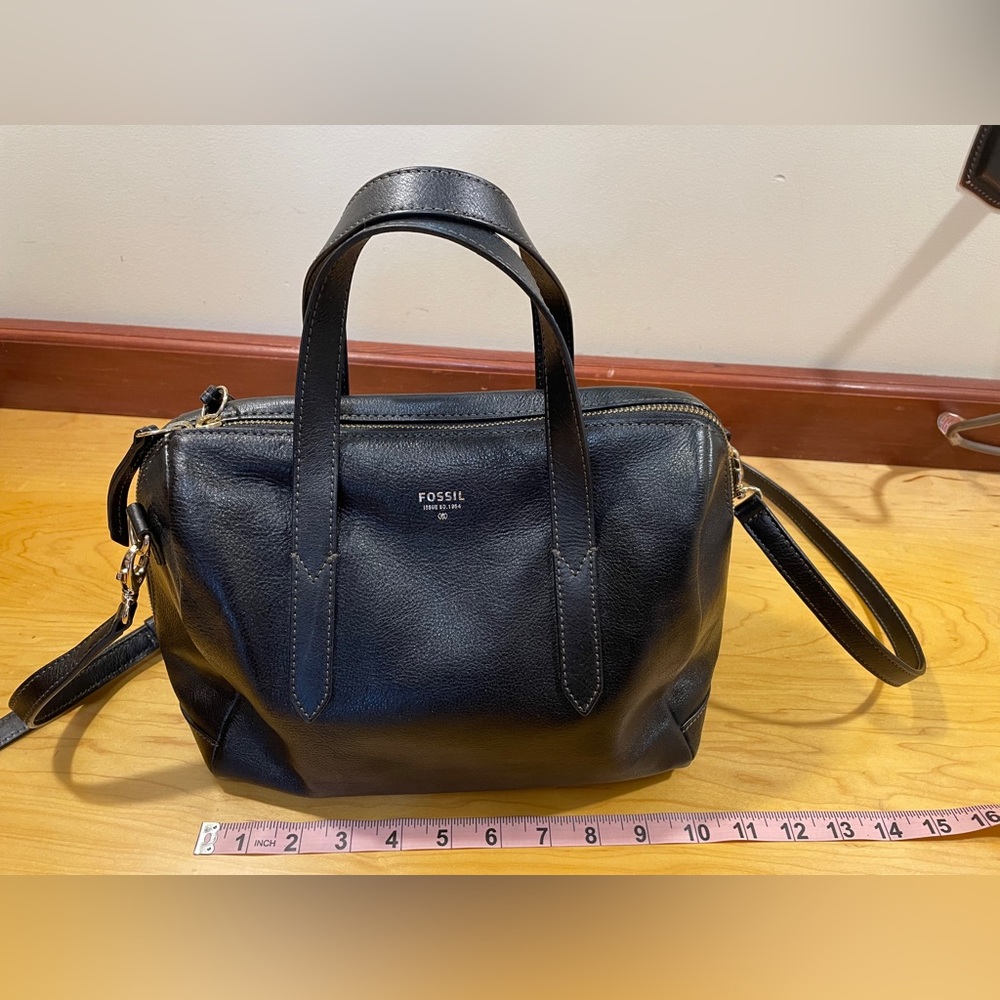 Fossil Sydney Satchel black leather handbag